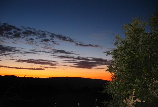 2003-08-25c Montebello Sunset 2.JPG