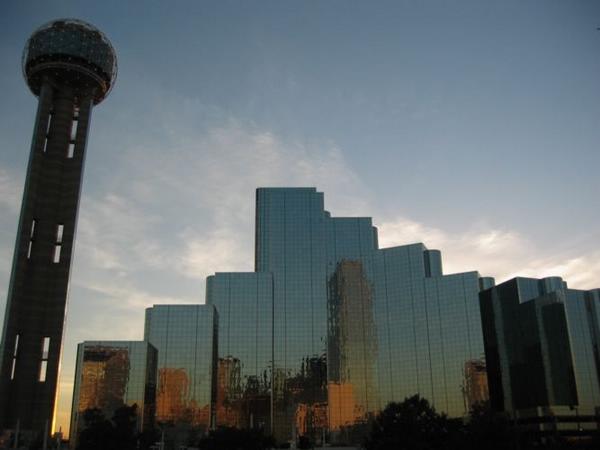 2003-10-28b Dallas Buildings 2.JPG