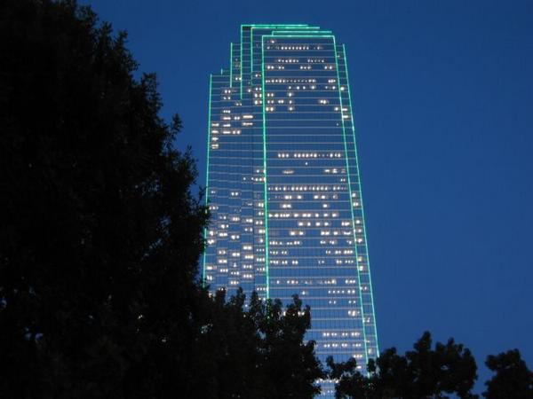 2003-10-28d Dallas Buildings 4.JPG